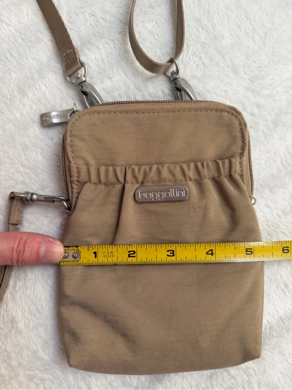 Baggallini Taupe RFID Convertible Crossbody Wristlet Phone Bag